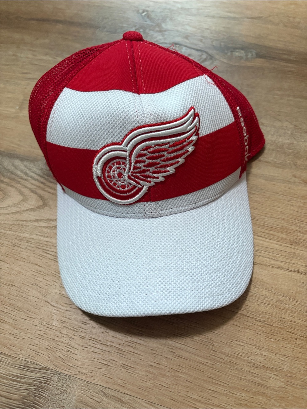 New Detroit Red Wings Face Off Trucker Hat by Reebok Cap
